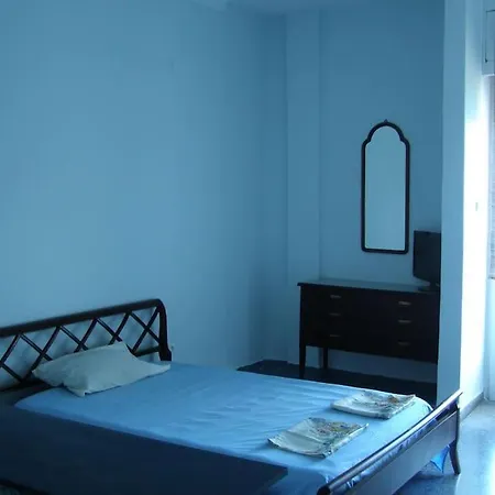 With Sea View Λουτράκι